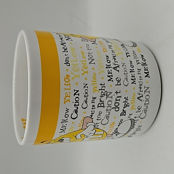 M and M Mellow Yellow Large Coffee Mug 28oz M&M World Oversized - Picture 4 of 8